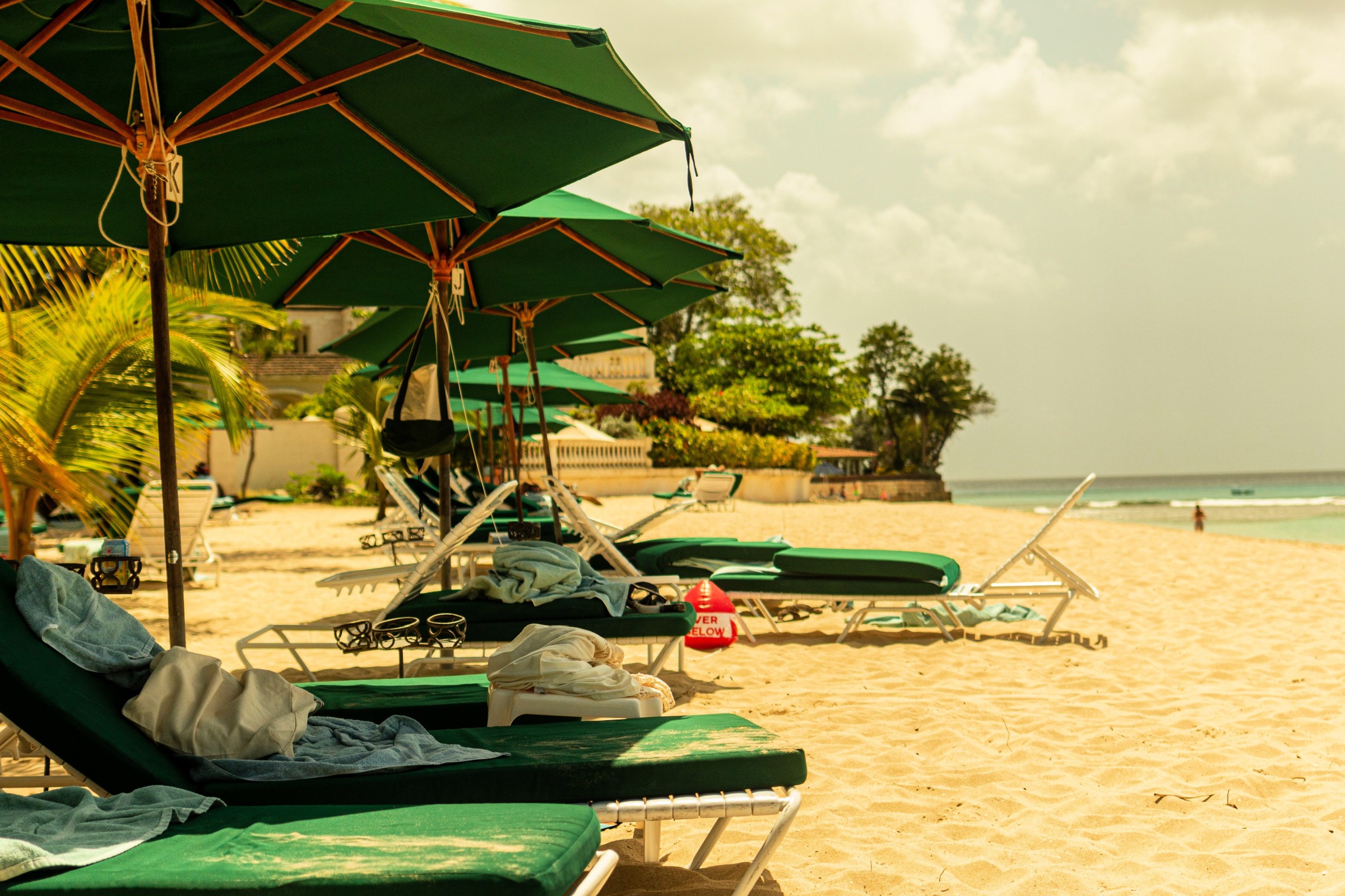 Holetown â Perfect for a Shopping Spree 